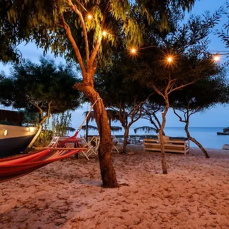Thalassines