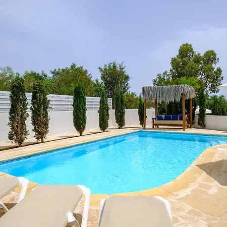 Willa Thalassines Ajia Napa