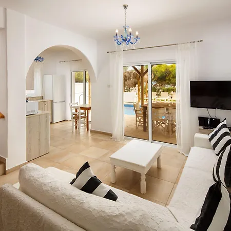 Villa Thalassines Agia Napa