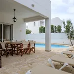 Thalassines Villa *