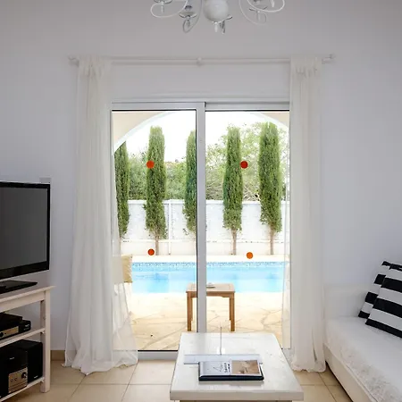 Thalassines *