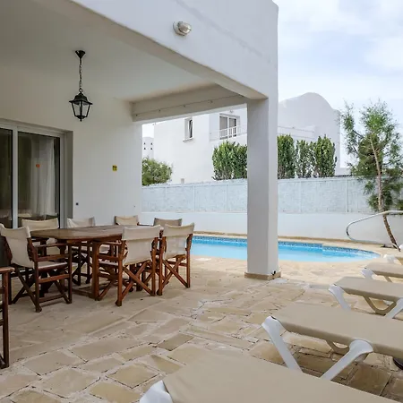Thalassines Villa *