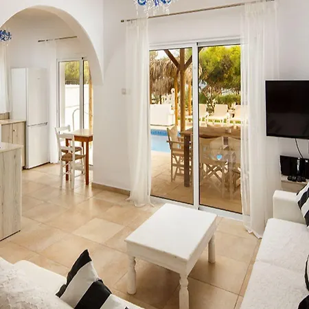 Thalassines * Ayia Napa