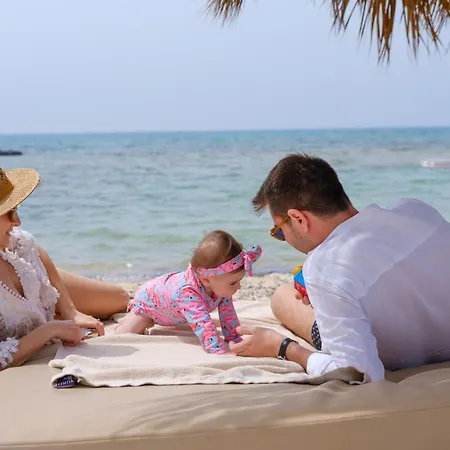 Thalassines * 아이아 나파