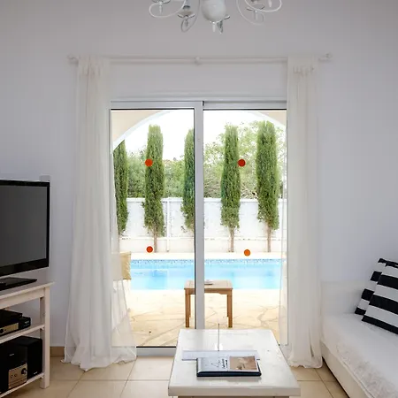 Thalassines Villa *