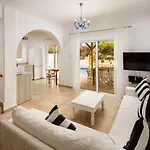 Villa Thalassines Agia Napa