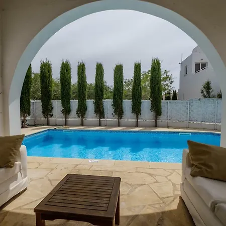 Thalassines * Ayia Napa